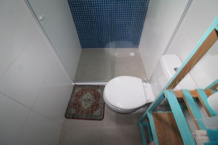 Casa à venda com 150m², 3 quartos e 2 vagasBanheiro 1