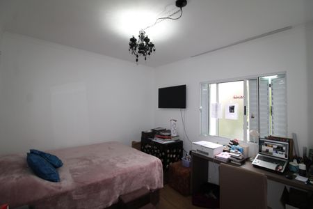 Casa à venda com 150m², 3 quartos e 2 vagasQuarto 2