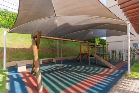 Apartamento à venda com 49m², 2 quartos e 1 vaga Apartamento à venda com 49m², 2 quartos e 1 vagaÁrea comum - Playground