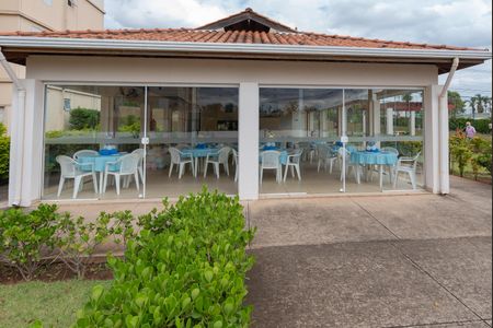 Apartamento à venda com 49m², 2 quartos e 1 vaga Apartamento à venda com 49m², 2 quartos e 1 vagaÁrea comum - Salão de festas