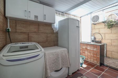 Casa à venda com 85m², 2 quartos e 1 vagaÁrea de Serviço