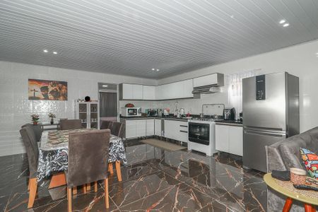 Casa à venda com 85m², 2 quartos e 1 vagaSala/Cozinha