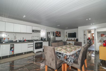 Casa à venda com 85m², 2 quartos e 1 vagaSala/Cozinha