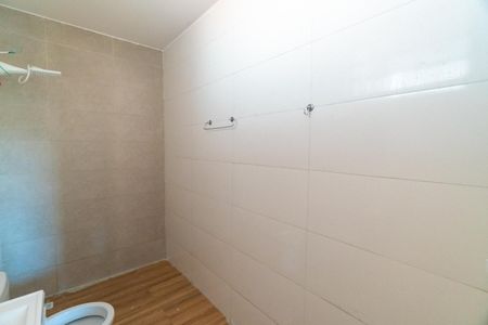 Banheiro de kitnet/studio para alugar com 1 quarto, 25m² em Planalto Paulista, São Paulo