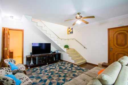 Sala da estar de casa à venda com 2 quartos, 135m² em Vila Scarpelli, Santo André