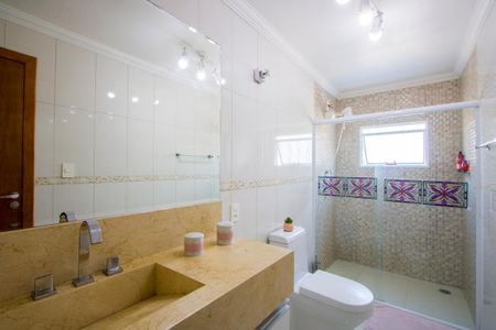 Casa à venda com 135m², 2 quartos e 2 vagasBanheiro Suíte