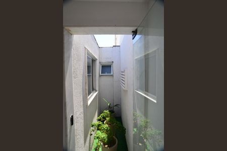 Casa de condomínio à venda com 675m², 4 quartos e 4 vagasÁrea comum - Jardim de inverno