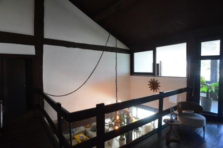 Casa de condomínio à venda com 675m², 4 quartos e 4 vagasCorredor