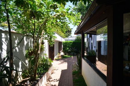 Casa de condomínio à venda com 675m², 4 quartos e 4 vagasÁrea Externa 