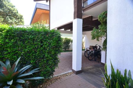 Casa de condomínio à venda com 675m², 4 quartos e 4 vagasÁrea Externa 