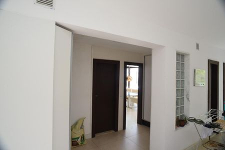 Casa de condomínio à venda com 675m², 4 quartos e 4 vagasÁrea de Serviço