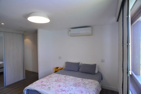 Casa de condomínio à venda com 675m², 4 quartos e 4 vagasSuíte 4