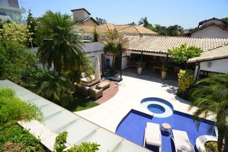 Casa de condomínio à venda com 675m², 4 quartos e 4 vagasVista da Varanda