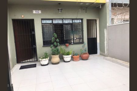 Casa à venda com 149m², 3 quartos e 2 vagas