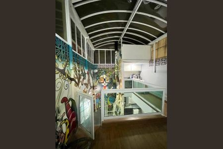 Casa à venda com 136m², 2 quartos e 1 vaga