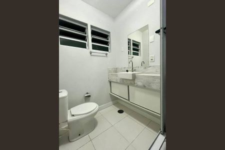 Casa à venda com 2 quartos, 136m² em Jardim das Acacias, São Paulo