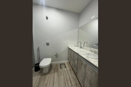 Casa à venda com 136m², 2 quartos e 1 vaga