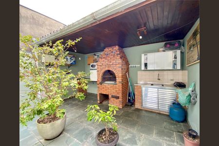 Casa à venda com 3 quartos, 127m² em Cupecê, São Paulo