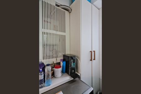 Apartamento à venda com 70m², 2 quartos e 1 vaga Apartamento à venda com 70m², 2 quartos e 1 vagaÁrea de Serviço