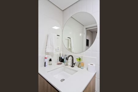 Apartamento à venda com 70m², 2 quartos e 1 vaga Apartamento à venda com 70m², 2 quartos e 1 vagaBanheiro da Suíte