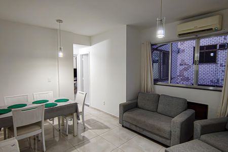 Sala de apartamento à venda com 2 quartos, 59m² em Taquara, Rio de Janeiro