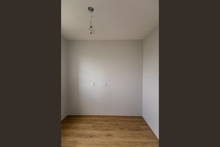 Quarto 1 de apartamento para alugar com 2 quartos, 38m² em Vila Isa, São Paulo