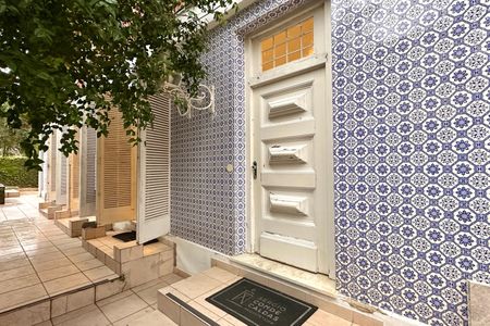 Casa à venda com 400m², 6 quartos e 2 vagas Casa à venda com 400m², 6 quartos e 2 vagasÁrea Externa