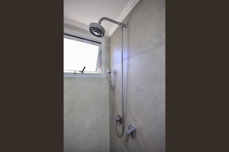 Apartamento à venda com 125m², 3 quartos e 2 vagasChuveiro do banheiro da Suíte 3