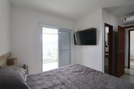 Apartamento para alugar com 120m², 3 quartos e 2 vagas Apartamento para alugar com 120m², 3 quartos e 2 vagasSuíte