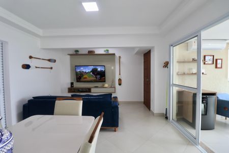 Apartamento para alugar com 120m², 3 quartos e 2 vagas Apartamento para alugar com 120m², 3 quartos e 2 vagasSala