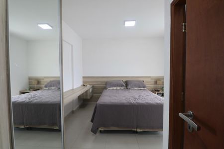 Apartamento para alugar com 120m², 3 quartos e 2 vagas Apartamento para alugar com 120m², 3 quartos e 2 vagasSuíte
