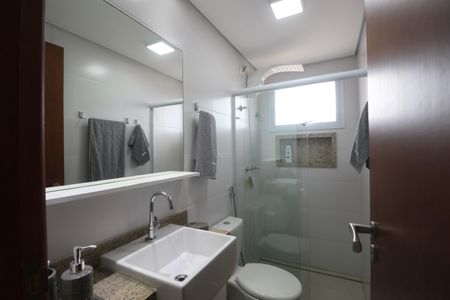 Apartamento para alugar com 120m², 3 quartos e 2 vagas Apartamento para alugar com 120m², 3 quartos e 2 vagasBanheiro Social