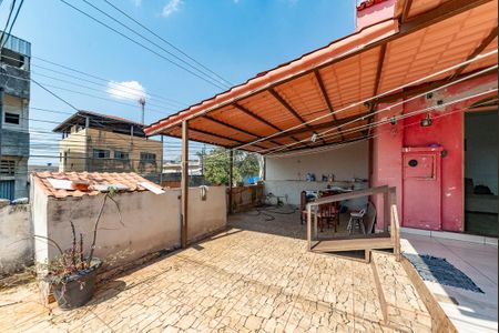 Casa à venda com 390m², 3 quartos e 3 vagasVaranda