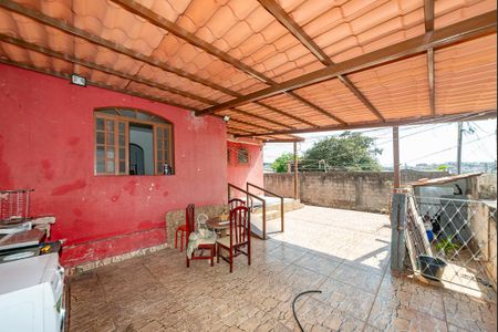 Casa à venda com 390m², 3 quartos e 3 vagasVaranda