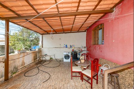 Casa à venda com 390m², 3 quartos e 3 vagasVaranda