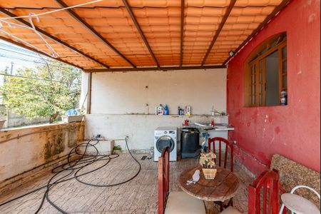 Casa à venda com 390m², 3 quartos e 3 vagasÁrea de Serviço