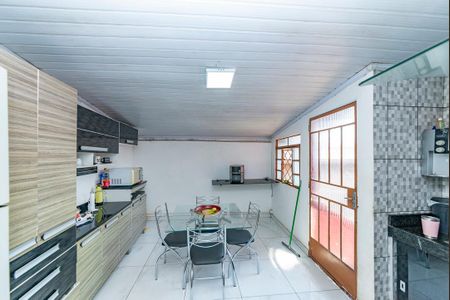 Casa à venda com 390m², 3 quartos e 3 vagasCozinha