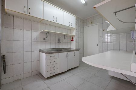 Apartamento para alugar com 60m², 2 quartos e 1 vaga Apartamento para alugar com 60m², 2 quartos e 1 vagaCozinha