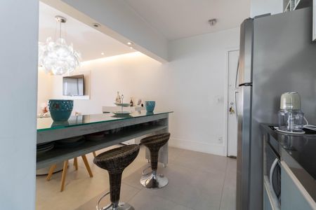 Apartamento à venda com 86m², 2 quartos e 2 vagasCozinha