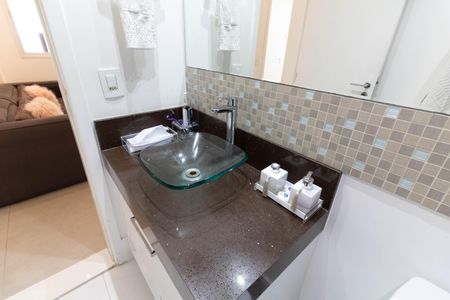 Apartamento à venda com 86m², 2 quartos e 2 vagasBanheiro Social