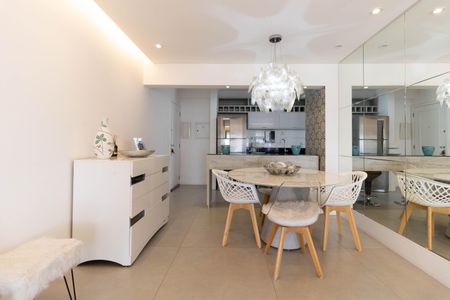 Apartamento à venda com 86m², 2 quartos e 2 vagasSala