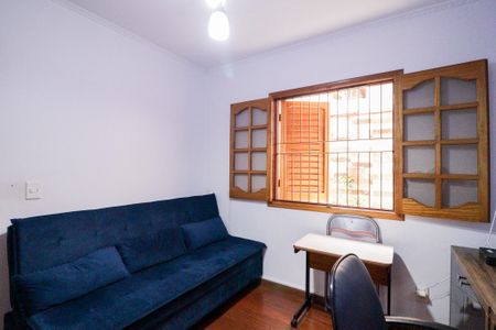 Casa à venda com 220m², 4 quartos e 3 vagasQuarto 2