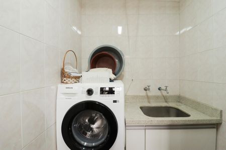 Casa à venda com 220m², 4 quartos e 3 vagasÁrea de Serviço