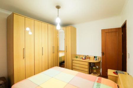 Casa à venda com 220m², 4 quartos e 3 vagasSuíte