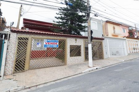 Fachada de casa à venda com 4 quartos, 220m² em Jardim do Colegio (zona Norte), São Paulo