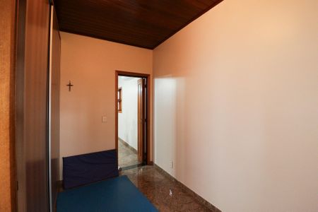 Casa à venda com 220m², 4 quartos e 3 vagasQuarto 1