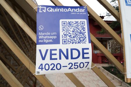 Casa à venda com 220m², 4 quartos e 3 vagasPlaquinha