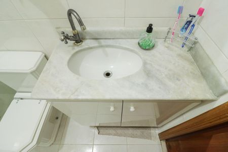 Casa à venda com 220m², 4 quartos e 3 vagasBanheiro da Suíte