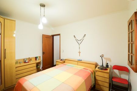 Casa à venda com 220m², 4 quartos e 3 vagasSuíte