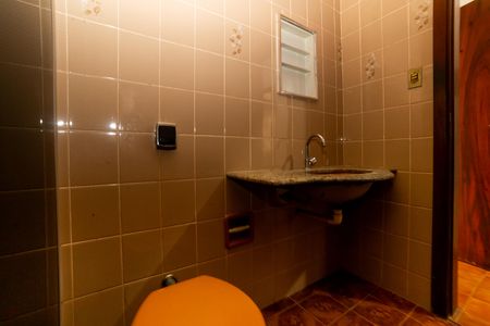 Casa para alugar com 315m², 4 quartos e 3 vagasBanheiro